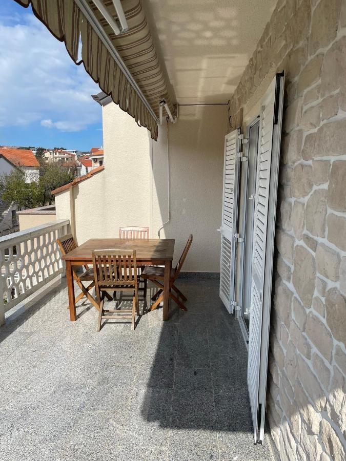 Duplex Appartment Luna Krk Town Exterior foto