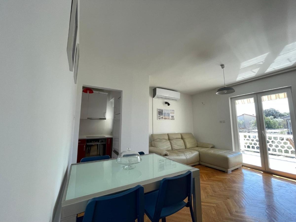 Duplex Appartment Luna Krk Town Exterior foto